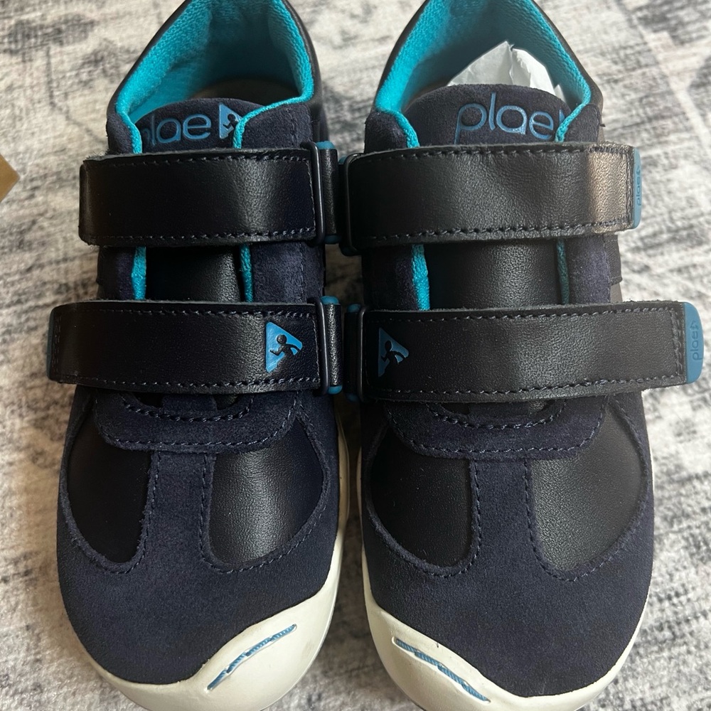 PLAE Sneakers